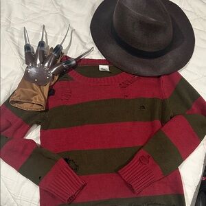 Freddy Kruger Costume Red and Green Striped Sweater with Brown Hat and Glove